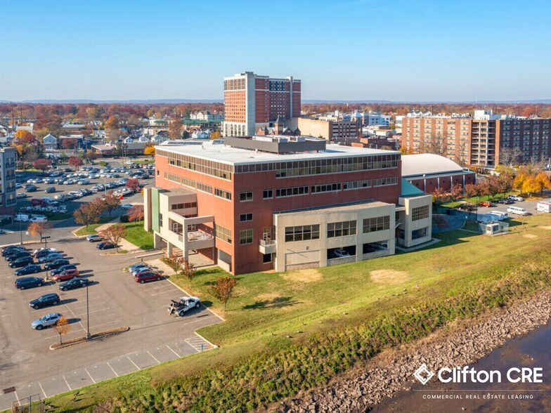 More Photos Of 2 City Hall Plz, Rahway Office For Lease
