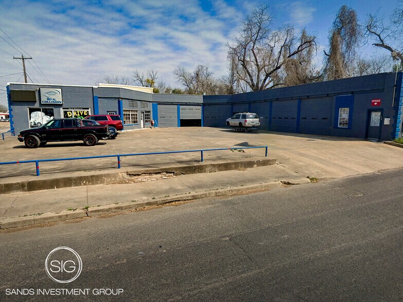 Primary Photo Of 606 N Richmond Rd, Wharton Storefront For Sale
