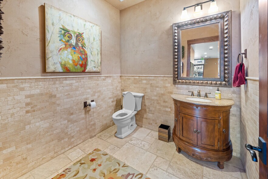 More Photos Of 7900 Sugar Pine Ct, Reno Warehouse For Lease