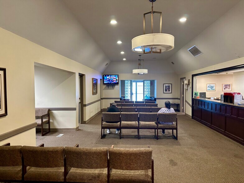 More Photos Of 485 N Ocean Ave, Patchogue Medical For Sale