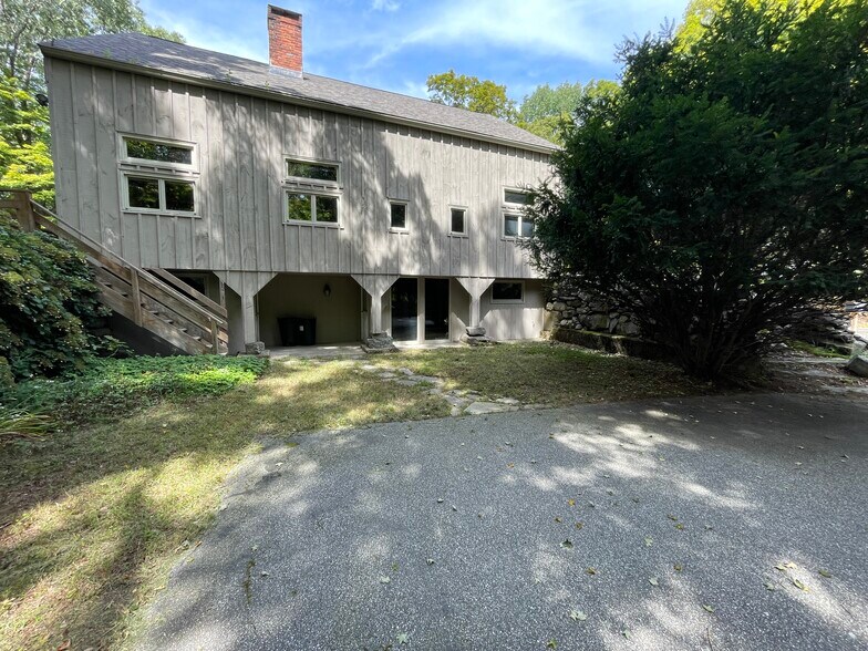 More Photos Of 167 Baxter Rd, Storrs Mansfield Office For Sale