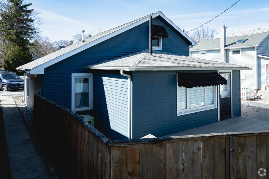 More Photos Of 23 S 3rd St, Waterville Freestanding For Sale