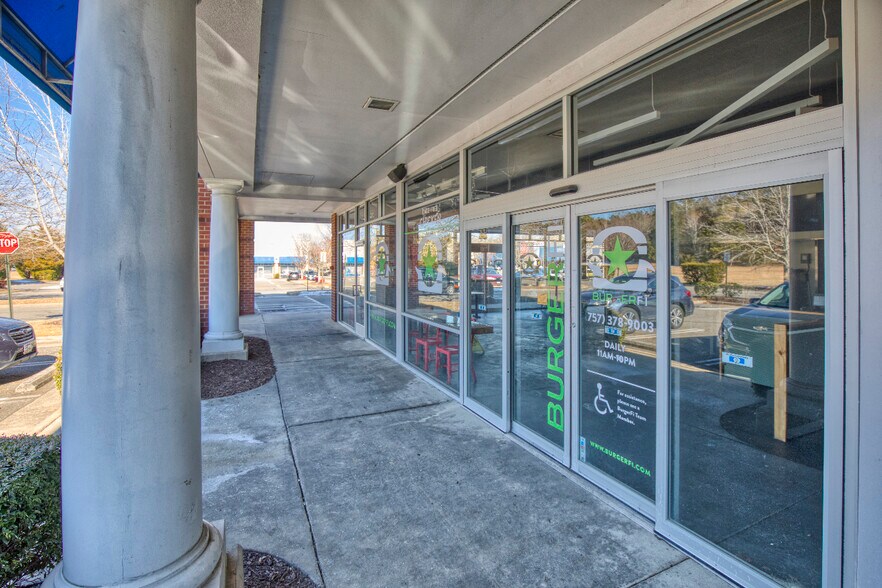 More Photos Of 6630 Mooretown Rd, Williamsburg Restaurant For Lease