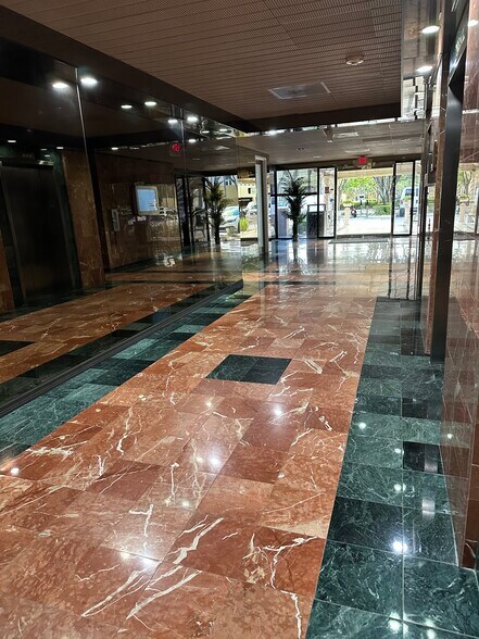 More Photos Of 455 Fairway Dr, Deerfield Beach Office For Lease