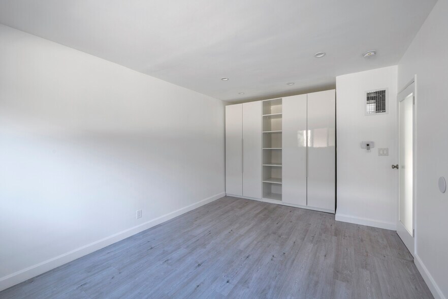 More Photos Of 337 S Rexford Dr, Beverly Hills Apartments For Sale