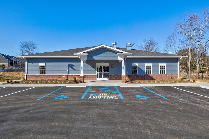 Primary Photo Of 1450 Higbee Mill Rd, Lexington Schools For Sale