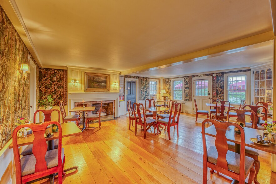 More Photos Of 80 Guider Ln, Bethlehem Hotel For Sale