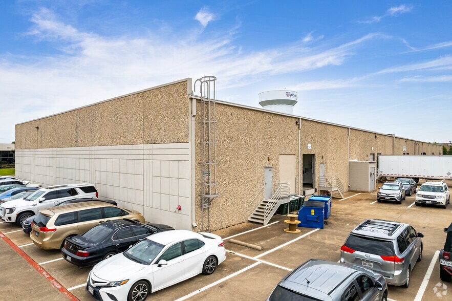 More Photos Of 1700 Capital Ave, Plano Distribution For Lease