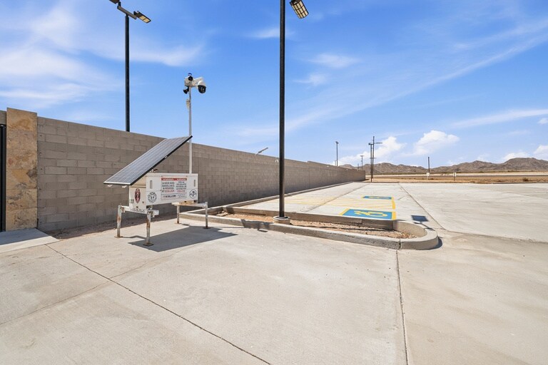 More Photos Of 2830 S Old Hwy 80, Buckeye Refrigeration Cold Storage For Lease