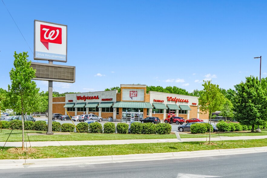 Primary Photo Of 5040 Beatties Ford Rd, Charlotte Drugstore For Sale