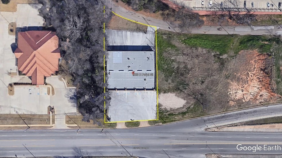 More Photos Of 906 E Front St, Tyler Medical For Sale