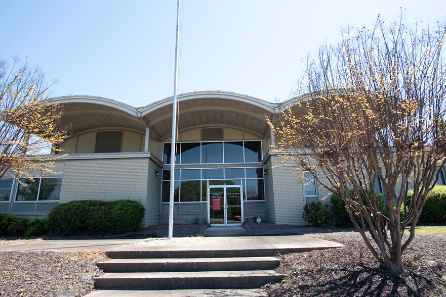 More Photos Of 110 Newton Bridge Rd, Athens Warehouse For Lease