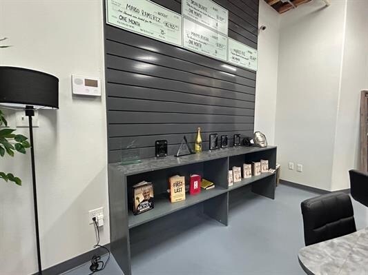 More Photos Of 8218 Casa Verde Rd, Laredo Office For Sale