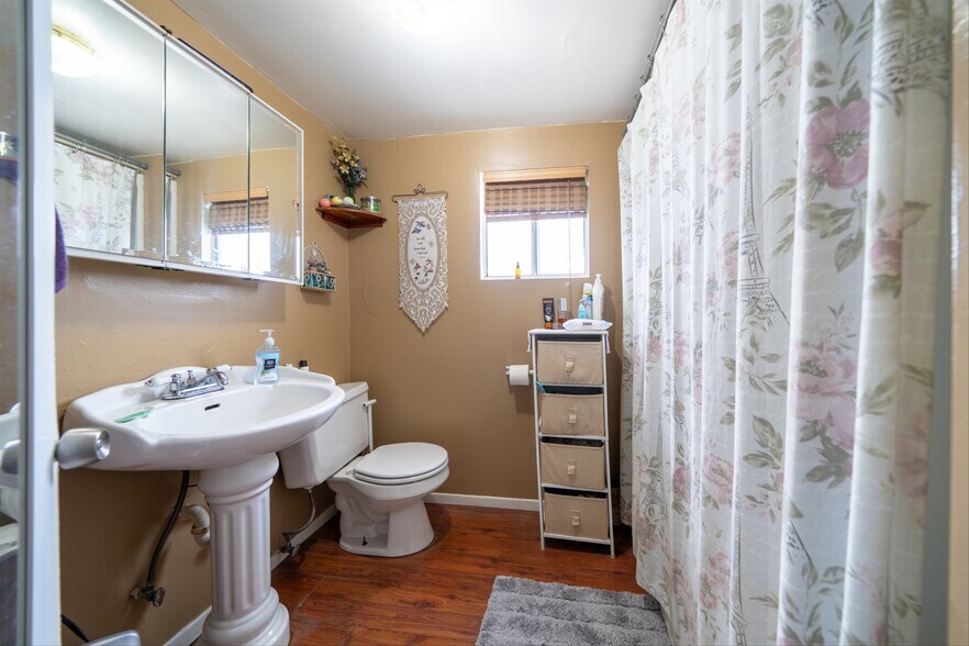 More Photos Of 2507 W Avenue L, Lancaster Apartments For Sale