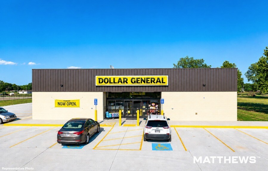More Photos Of 315 E Highway 30, Lisbon General Retail For Sale