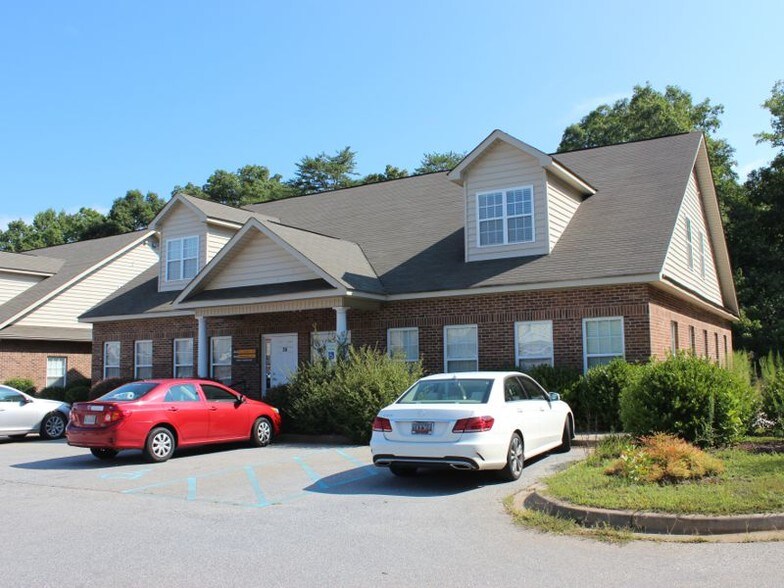 Primary Photo Of 48 Saint Mark Rd, Taylors Office For Sale