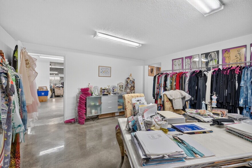 More Photos Of 2202-2204 W 78th St, Hialeah Warehouse For Sale