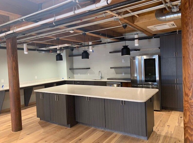 More Photos Of 600 Massachusetts Ave, Cambridge Storefront Retail Office For Lease