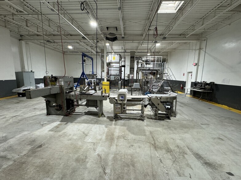 More Photos Of 167 Moore Rd, Weymouth Food Processing For Lease