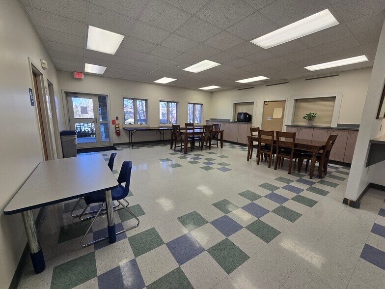 More Photos Of 2 Depot St, Greencastle Medical For Sale