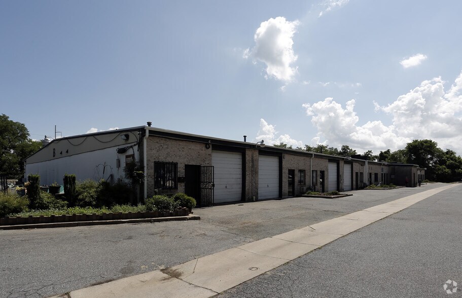 More Photos Of 325 Robinson Ln, Wilmington Manufacturing For Lease