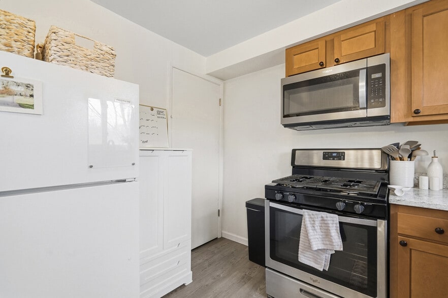 More Photos Of 3801 Hilpert St, Pittsburgh Apartments For Sale