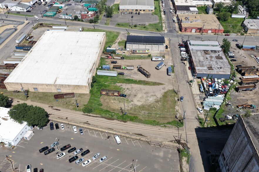 More Photos Of 135 Kaighns Ave, Camden Land For Lease