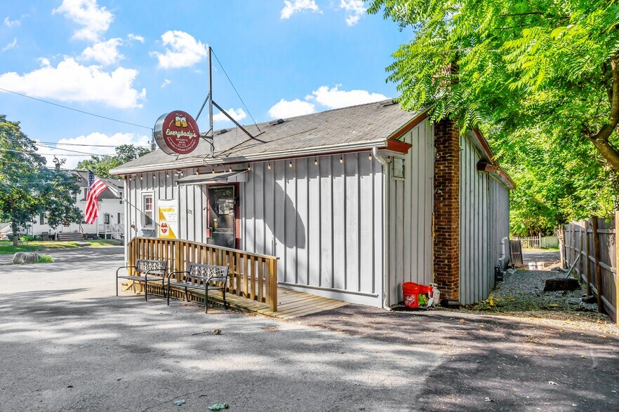 More Photos Of 80 Honora Ave ave, Dracut General Retail For Sale