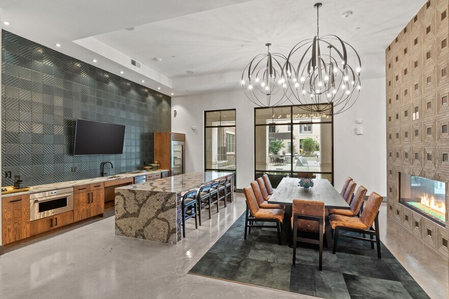 More Photos Of 4150 Belt Line Rd, Addison Apartments For Lease