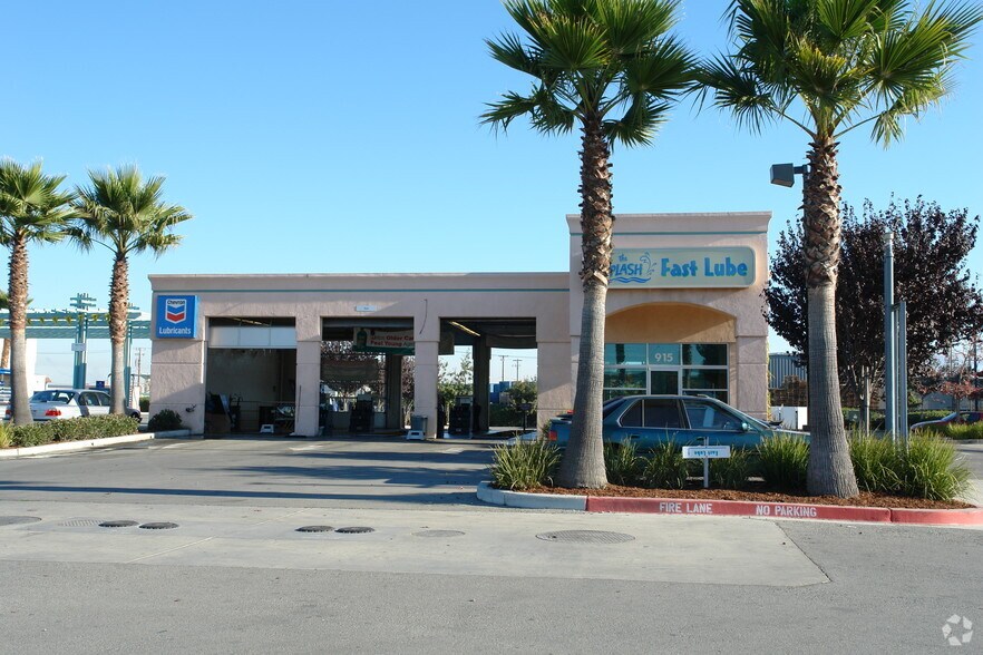 More Photos Of 915 Abbott St, Salinas Service Station For Sale