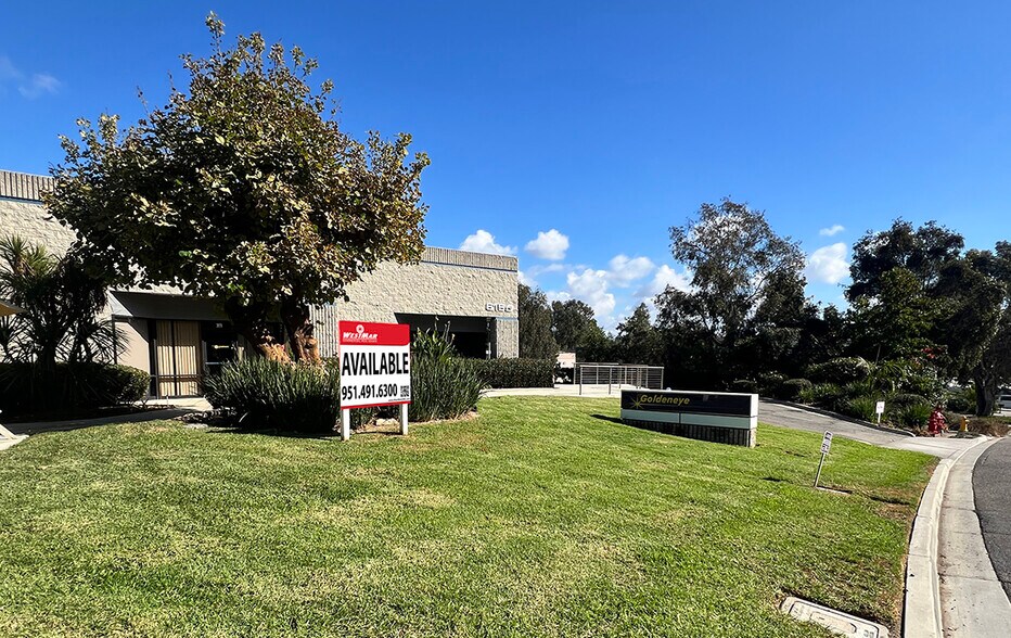 Primary Photo Of 6150 Yarrow Dr, Carlsbad Research And Development For Lease