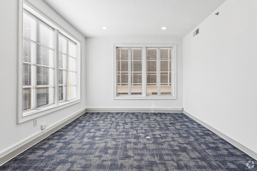 More Photos Of 1708 Peachtree St NW, Atlanta Medical For Sale