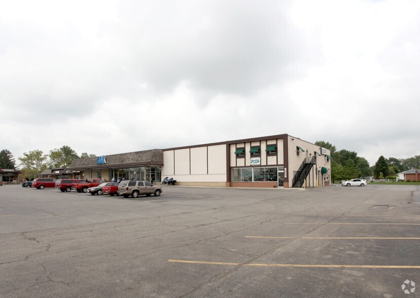 More Photos Of 4063-4099 Hoover Rd, Grove City Unknown For Lease