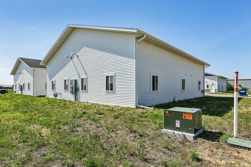 More Photos Of , Reedsburg Flex For Sale