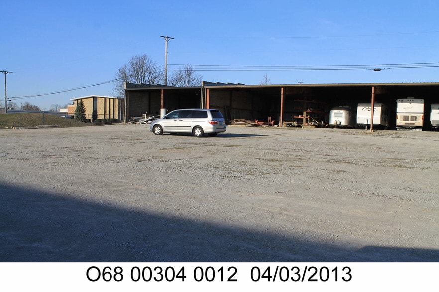 More Photos Of 948 E Franklin St, Dayton Office For Lease