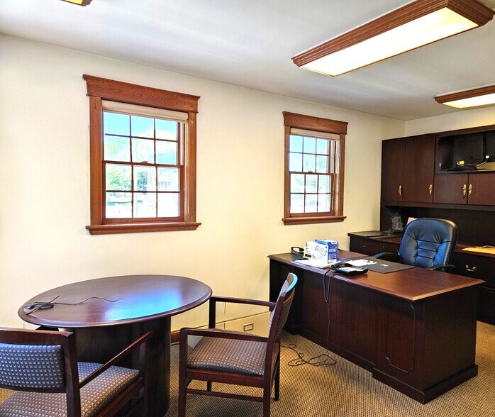 More Photos Of 820 N Michigan Ave, Saginaw Office For Sale