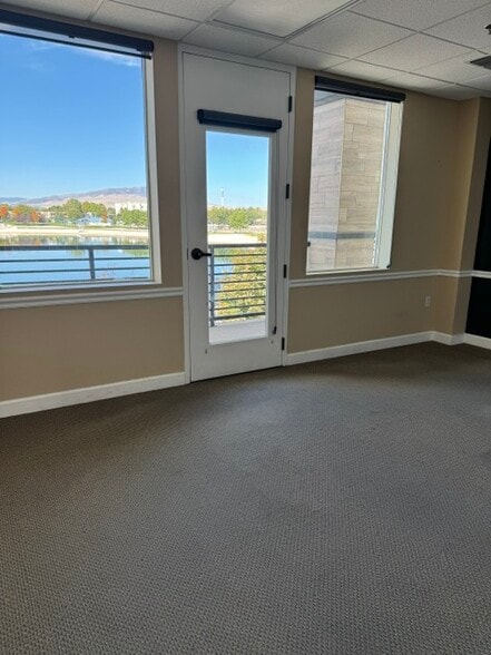 More Photos Of 325 Harbour Cove Dr, Sparks Office Residential For Lease