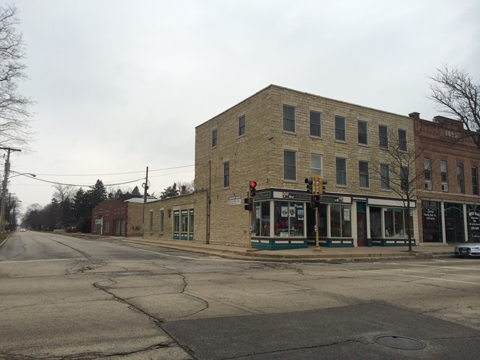More Photos Of 141 S Batavia Ave, Batavia Storefront Retail Residential For Lease