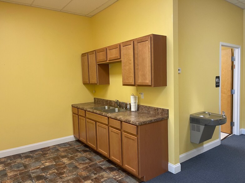 More Photos Of Hwy 72 & Hwy 411, Vonore Unknown For Lease