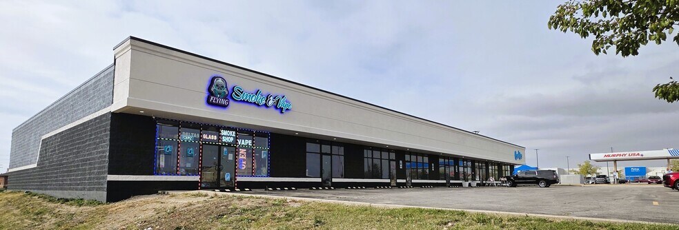 Primary Photo Of 1006 Jc Pky, Bloomington Unknown For Lease