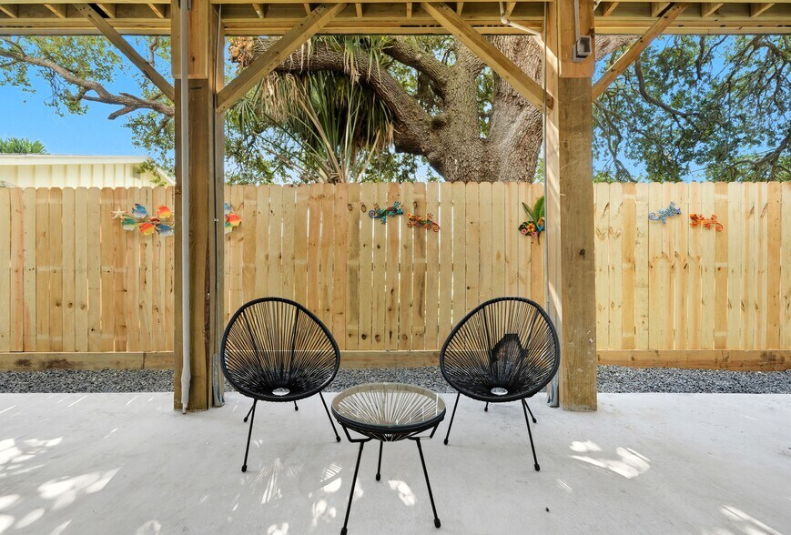 More Photos Of 624 Ball, Galveston Apartments For Sale