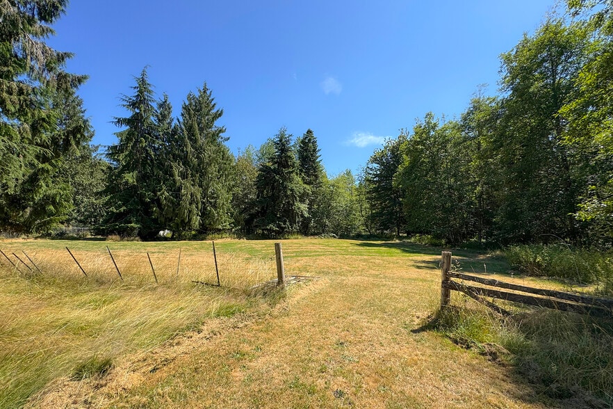 More Photos Of 202 Birdsong Ln, Port Angeles Healthcare For Sale