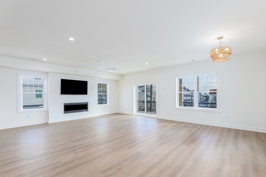 More Photos Of 5201 Atlantic ave, Ventnor City Apartments For Sale
