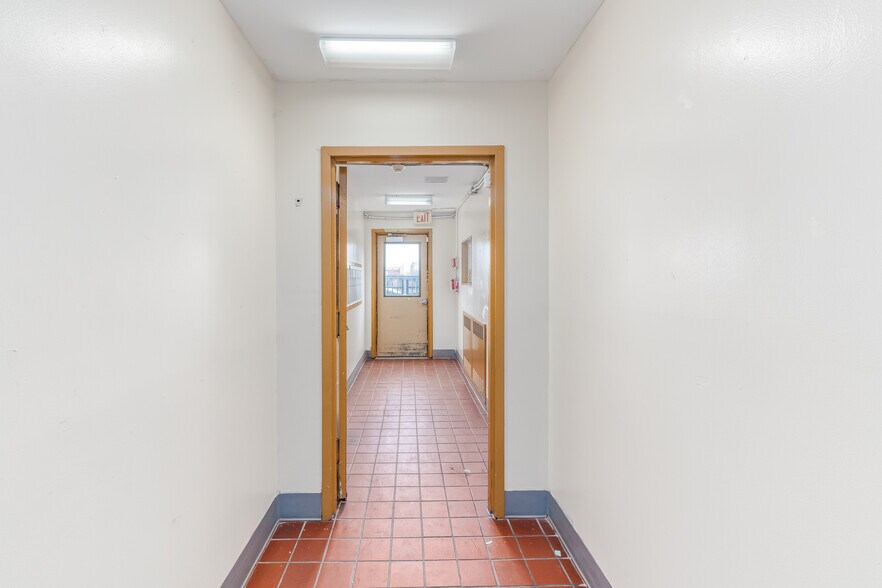 More Photos Of 311 Beach 53rd St, Far Rockaway Apartments For Sale