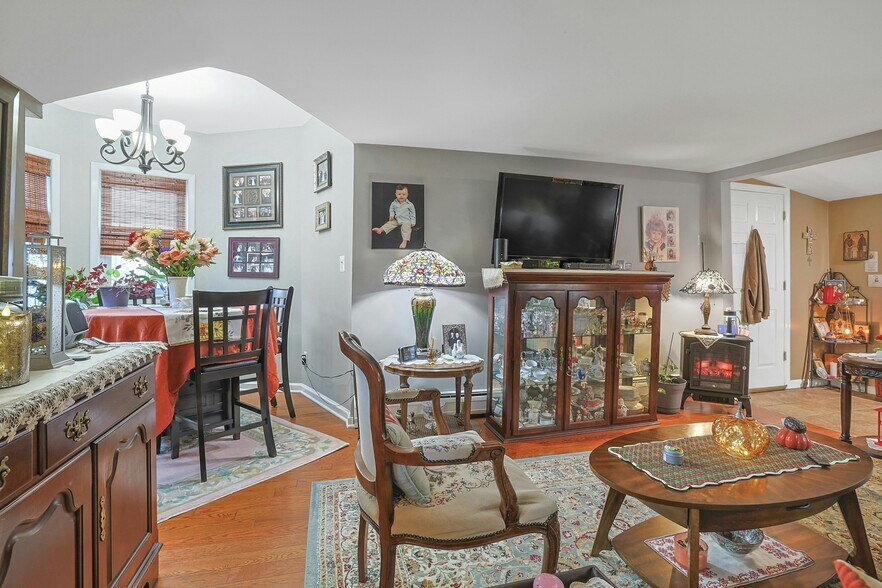 More Photos Of 169 Sickles Ave, Nyack Apartments For Sale