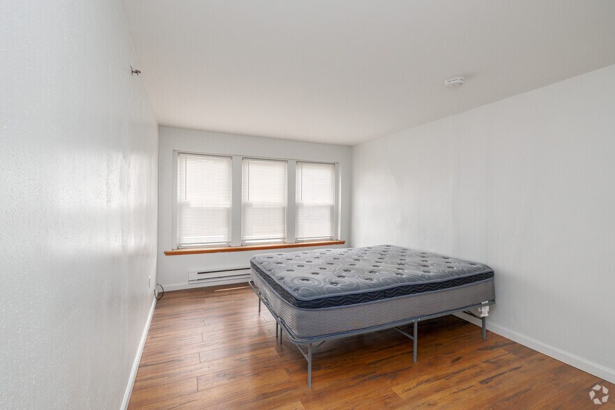 More Photos Of 2 Crandall St, Binghamton Apartments For Sale