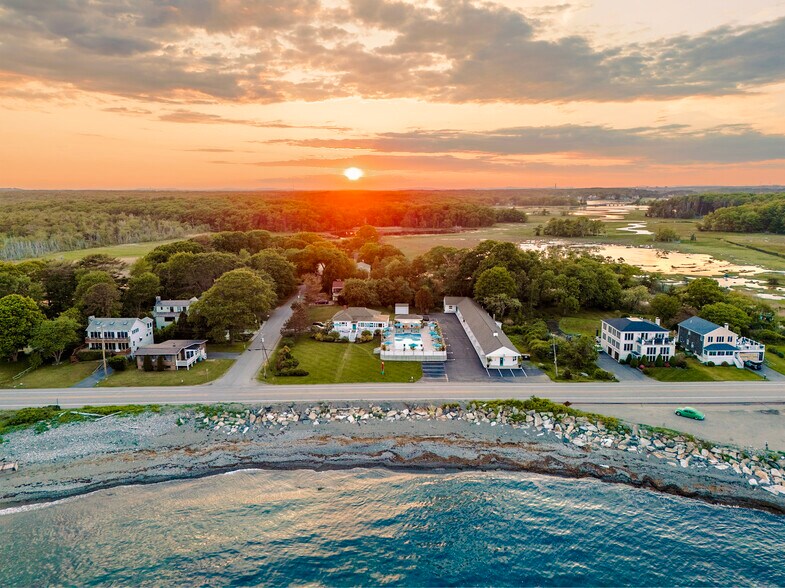 More Photos Of 741 Ocean Blvd, Rye Hotel For Sale