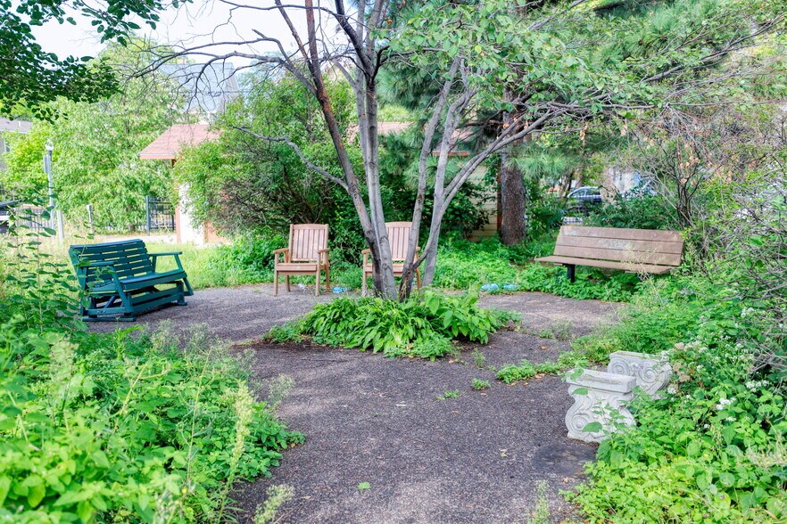 More Photos Of 2722 Park Ave, Minneapolis Office Residential For Sale