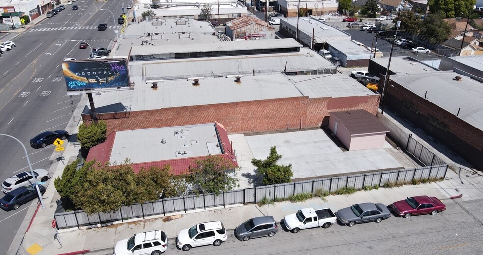 More Photos Of 5324-5326 Pacific Blvd, Huntington Park Manufacturing For Sale