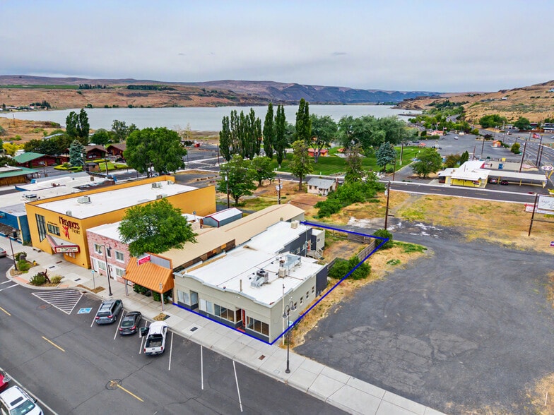 More Photos Of 330 Main Ave E, Soap Lake Freestanding For Lease